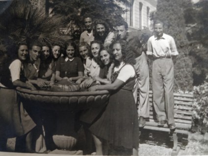 ragazze giardino sensi